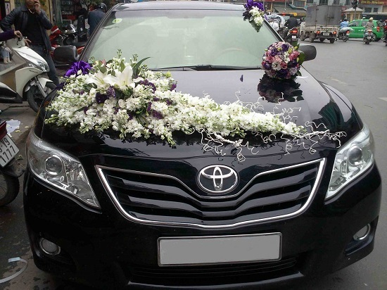 thue xe cuoi toyota camry da nang