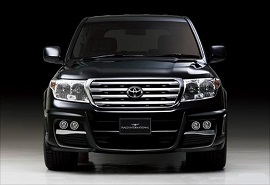 thue tu lai 7 cho toyota landcruiser tai da nang